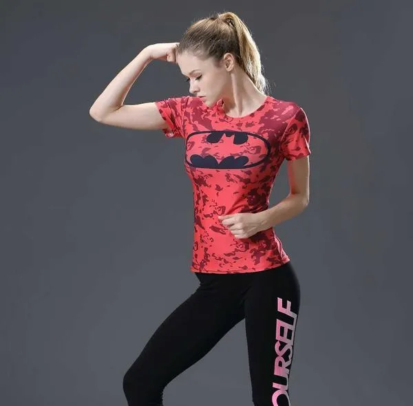 Batman Pink Onyx Women's Short Sleeve Rashguard