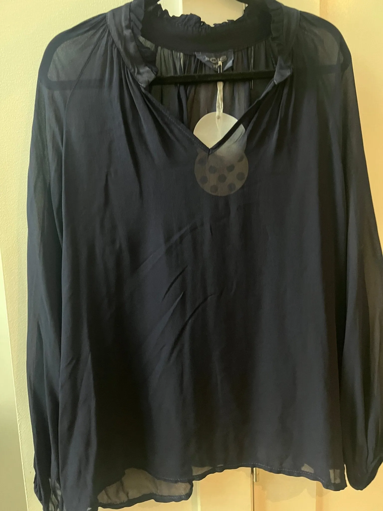 Chiffon blouse with rouched collar