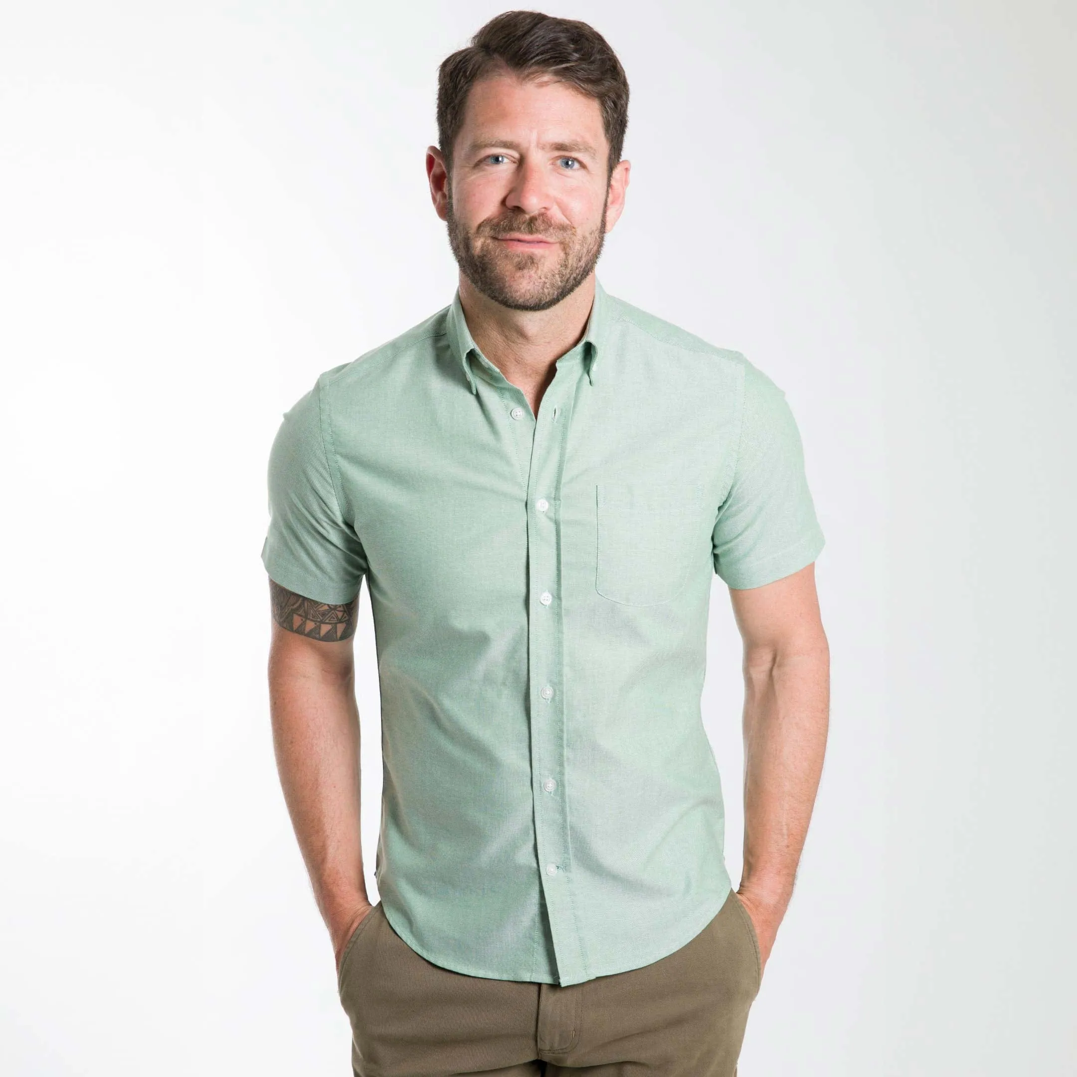 Faded Fern Oxford Wrinkle Free Short Sleeve Shirt