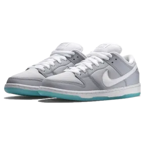 Nike SB Dunk Low 'Marty McFly'